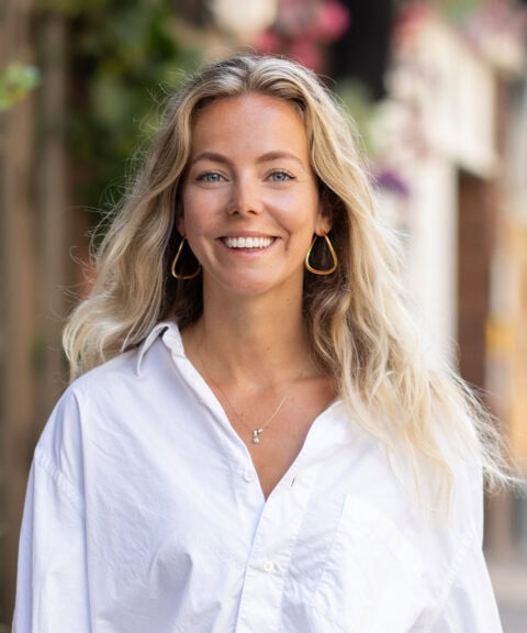 Nienke Veenema – K-RMT – Mooijekind Vleut Makelaars in Haarlem
