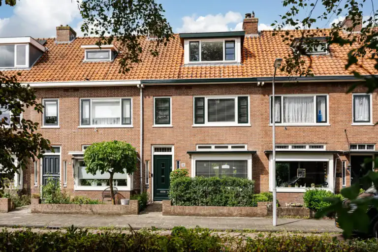 De Ruijterplein 11