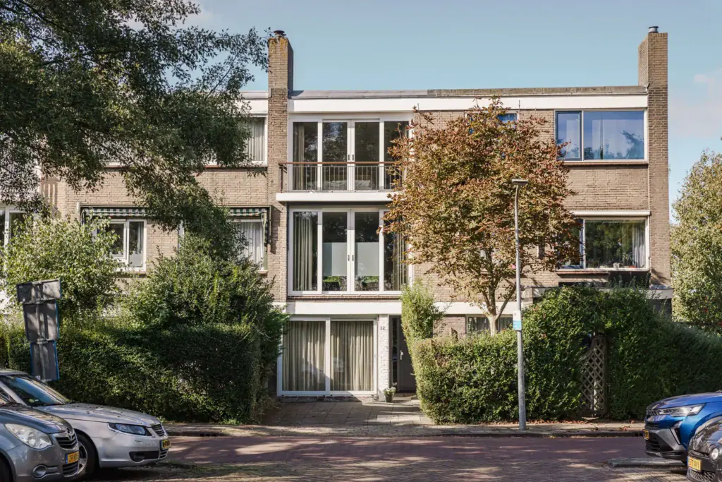 6-room house & single family of 129 m²